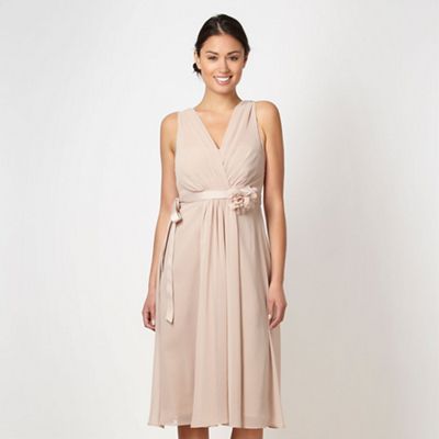 Light brown ruched corsage dress                                                                                                