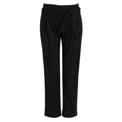 Black peg leg linen trousers