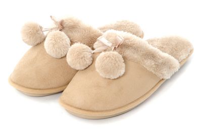 Cream faux fur pom slippers