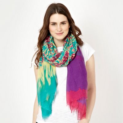 Green Tie Die Scarf                                                                                                             