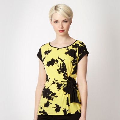 Petite yellow shadow flower jersey top                                                                                          