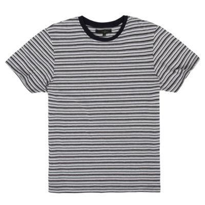 Grey striped crew neck t-shirt