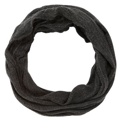 Grey geometric textured snood                                                                                                   