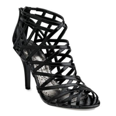 Black cross-over high heel shoes