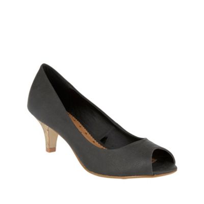 Black peep-toe mini heel shoes