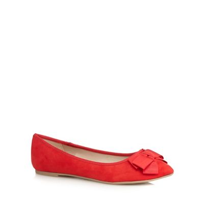 flat shoe with bow