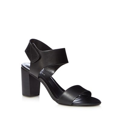 http://debenhams.scene7.com/is/image/Debenhams/052010602960?$PSPNew$