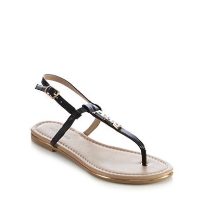 http://debenhams.scene7.com/is/image/Debenhams/052010605960?$PSPNew$