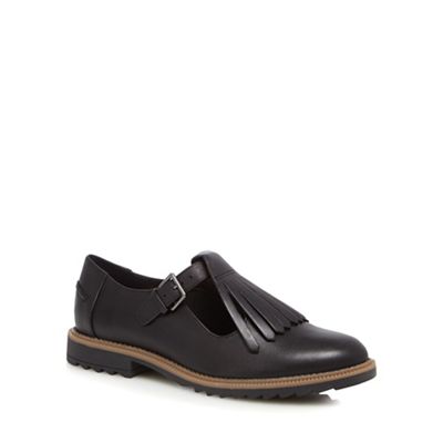 clarks griffin mia black leather
