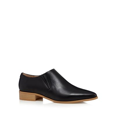 faith pointed toe evening shoe