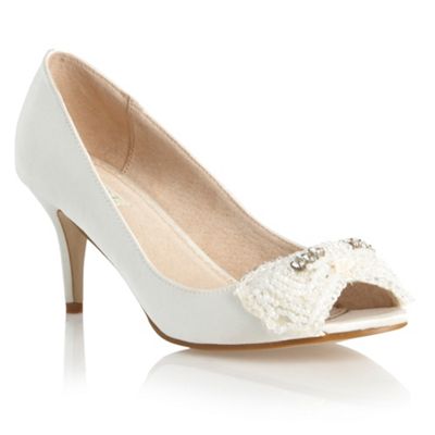 Ivory Peep  Wedding Shoes on Ivory Satin Peep Toe Court Shoes
