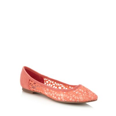 Dark Peach Cutout Meshed Pumps                                                                                                  