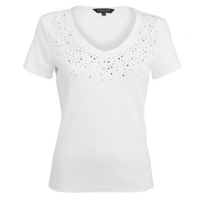 White hem detail t-shirt