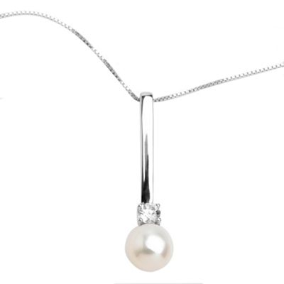 Sterling silver and pearl necklace