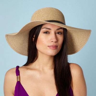 Natural Belted Paper Hat                                                                                                        