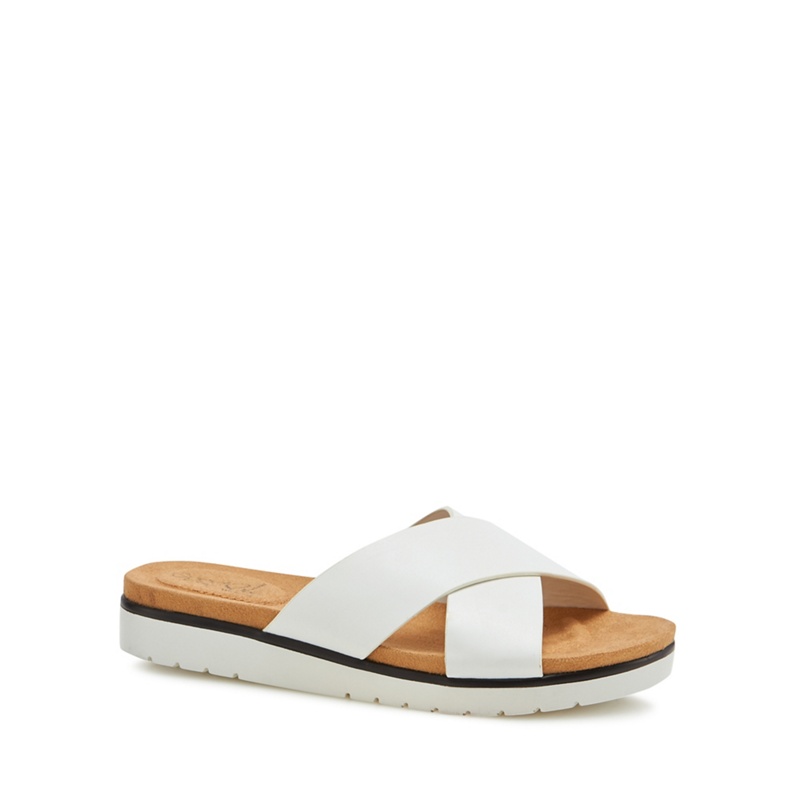 Good for the Sole - White 'Globe' Wide Fit Sandals Review