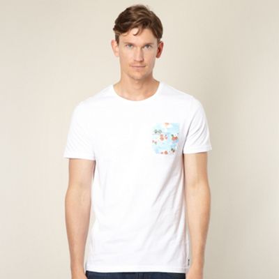 White Hawaiian printed pocket t-shirt