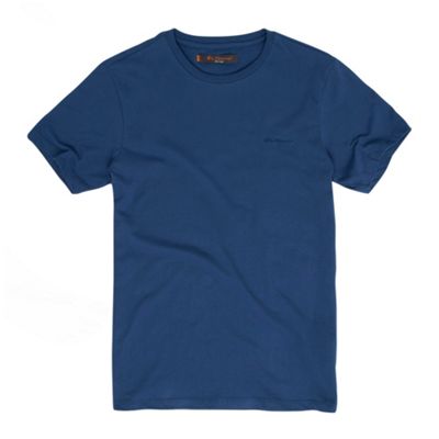 Blue crew neck t-shirt