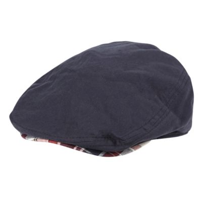 Navy checked peak flat cap                                                                                                      