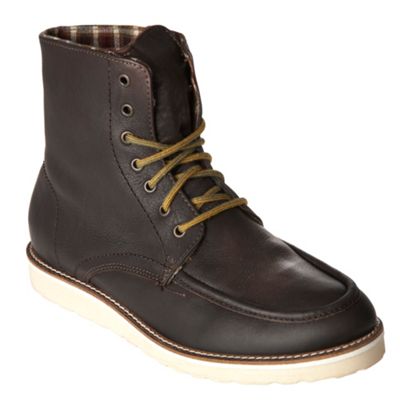 Wine Mantaray boots                                                                                                             