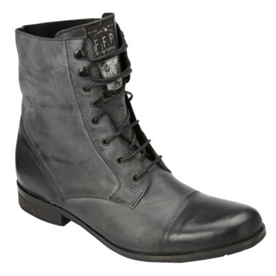 Black Fidel toe cap leather boots