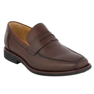 Brown cut out bar shoes