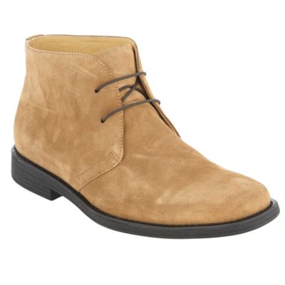 Beige Alpha Chukka suede shoes