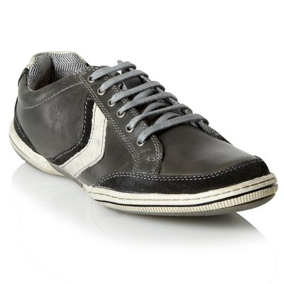 Black retro laced up shoes                                                                                                      