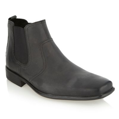Black square toe ankle boots                                                                                                    
