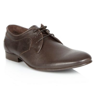 Brown crinkle leather shoes