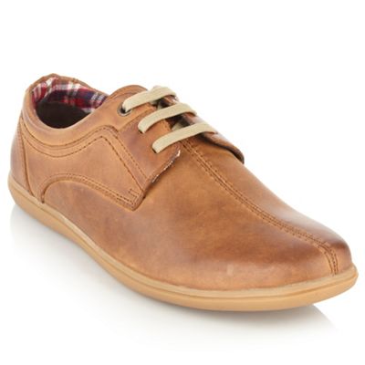 Tan leather lace-up shoes                                                                                                       