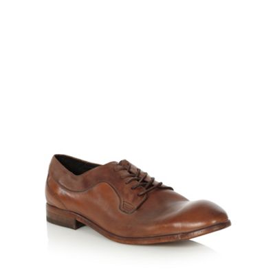 Tan leather lace up shoes                                                                                                       