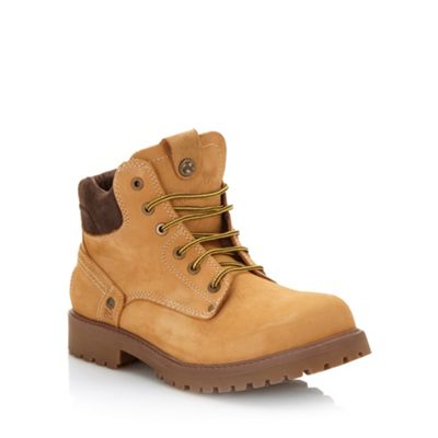 Camel worker boots                                                                                                              