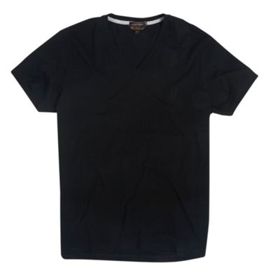 Black Noble v-neck t-shirt