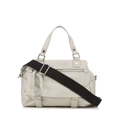 http://debenhams.scene7.com/is/image/Debenhams/089010642663?$PSPNew$