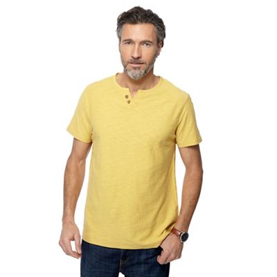 Yellow plain t-shirt