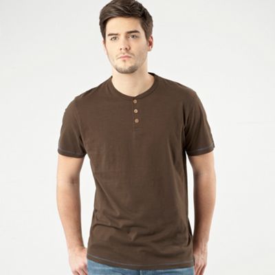 Mantaray Dark brown grandad neck t-shirt