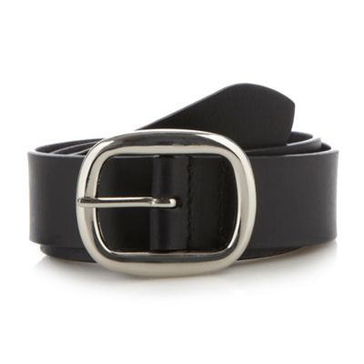 Black leather belt                                                                                                              
