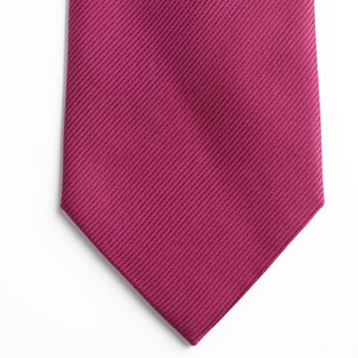 Dark pink textured silk tie                                                                                                     