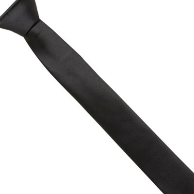 Black plain skinny tie                                                                                                          