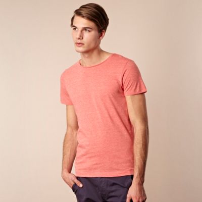 Light pink crew neck t-shirt                                                                                                    