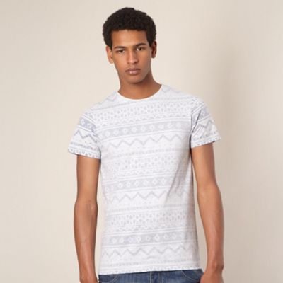 Pale grey reverse aztec printed t-shirt                                                                                         