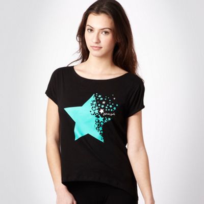 Black star printed t-shirt