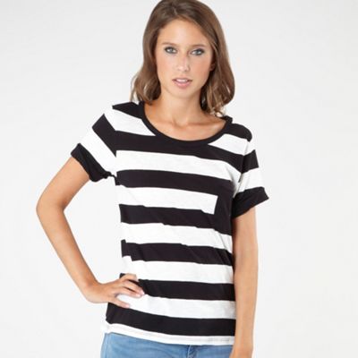 Black striped slub t-shirt