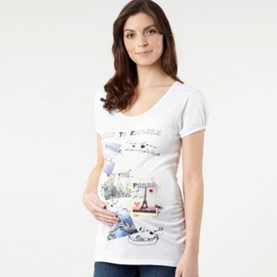White travel photograph maternity t-shirt