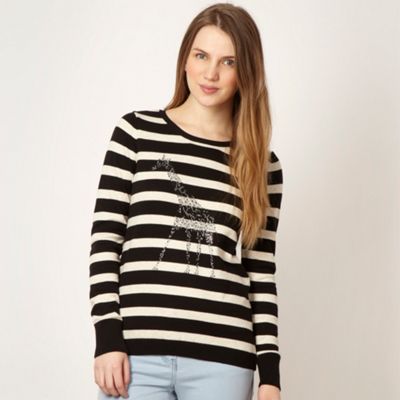 Black striped giraffe jumper                                                                                                    