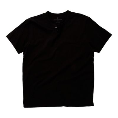 Black v-neck t-shirt