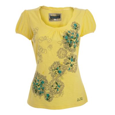 Yellow chunky stitch flower t-shirt