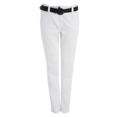 White skinny jeans
