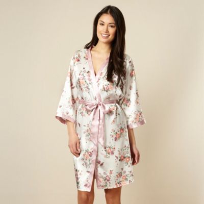 Cream floral satin kimono                                                                                                       
